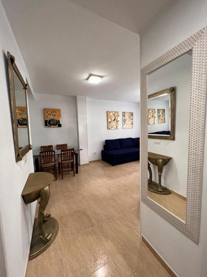 Torremolinos Centro - Beautiful , Newly Renovated 2 Bedroom Apartment Екстер'єр фото